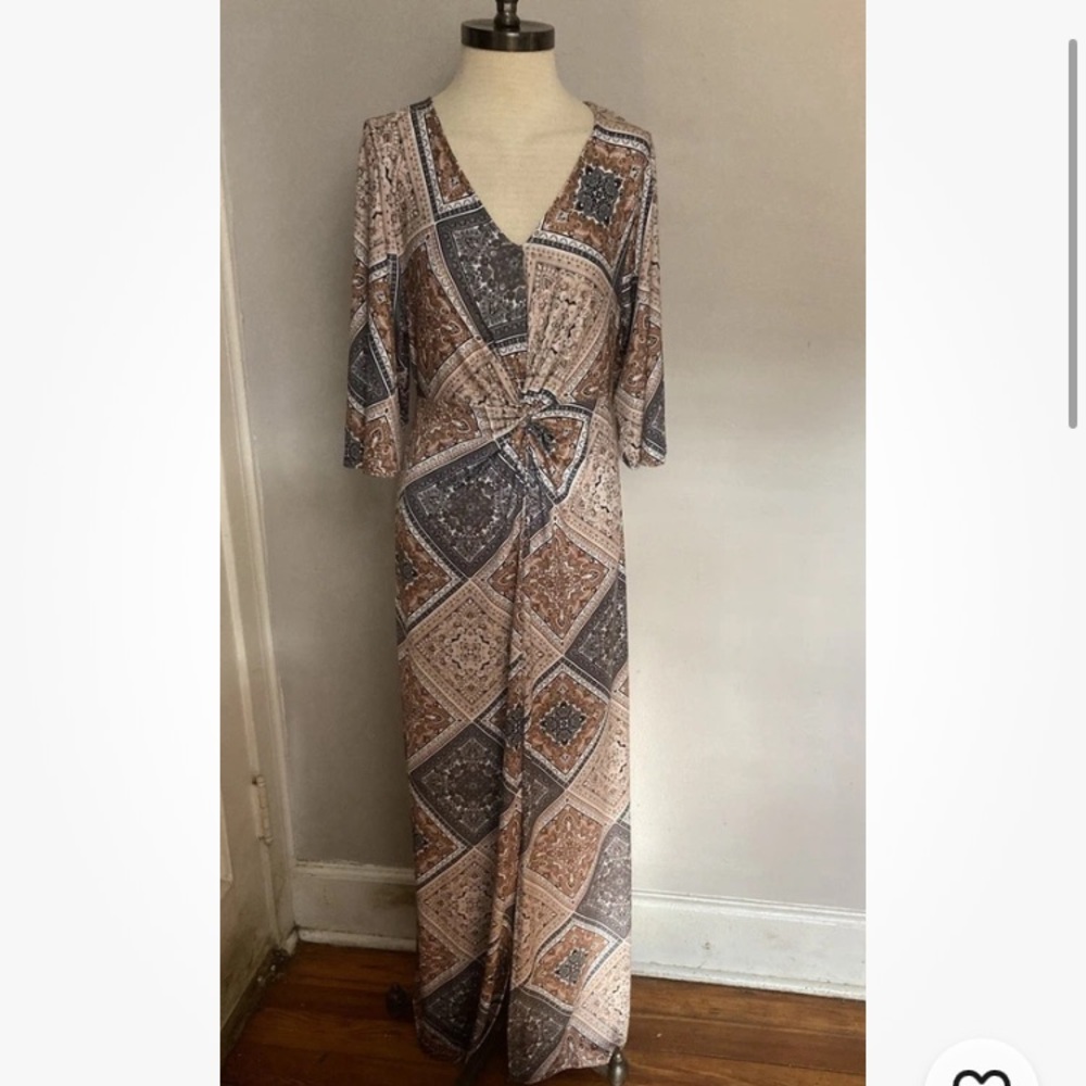 4-18 Venus Maxi Dress Brown Split Front V Neck Small